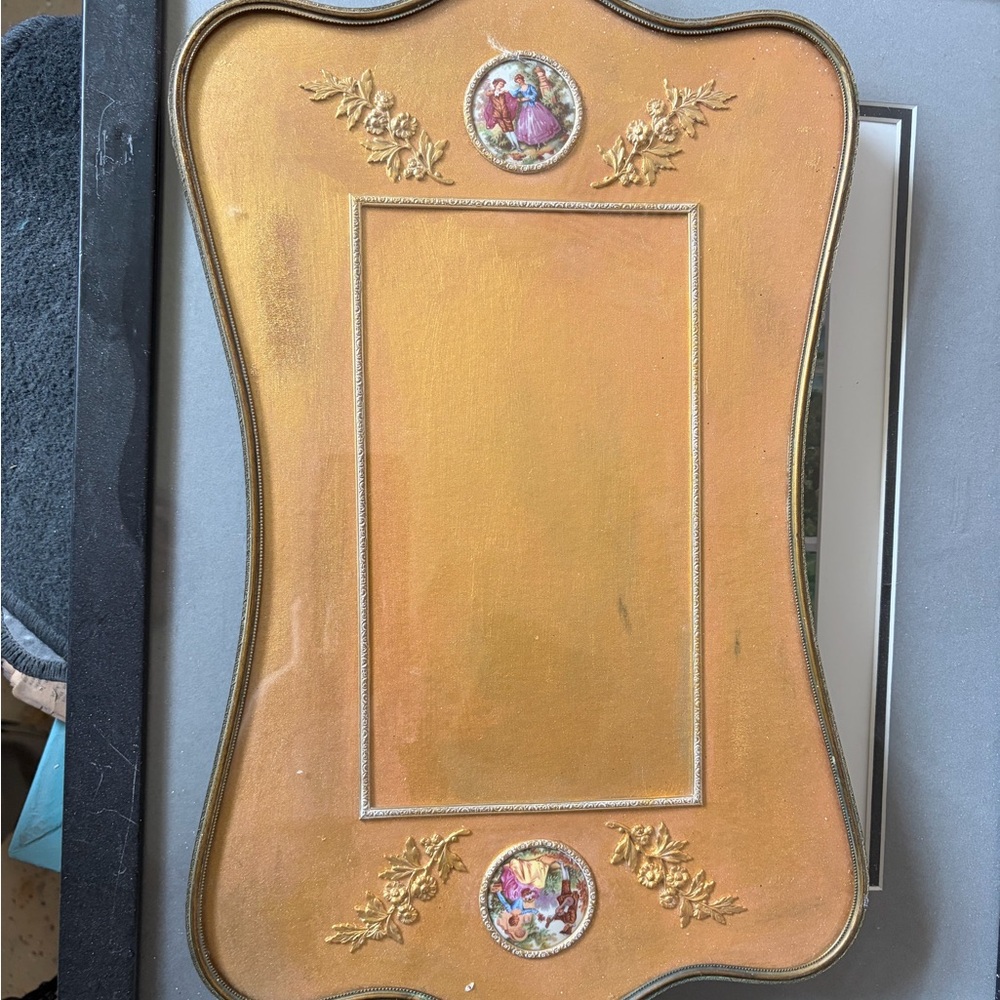 Elegant Gold Decorative tray